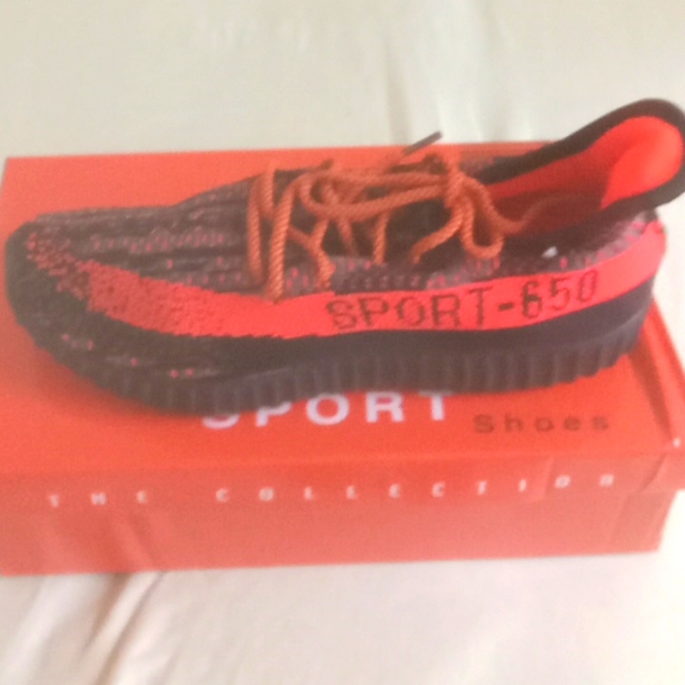 Yeezy Alike 650 Sports Shoes Size 7